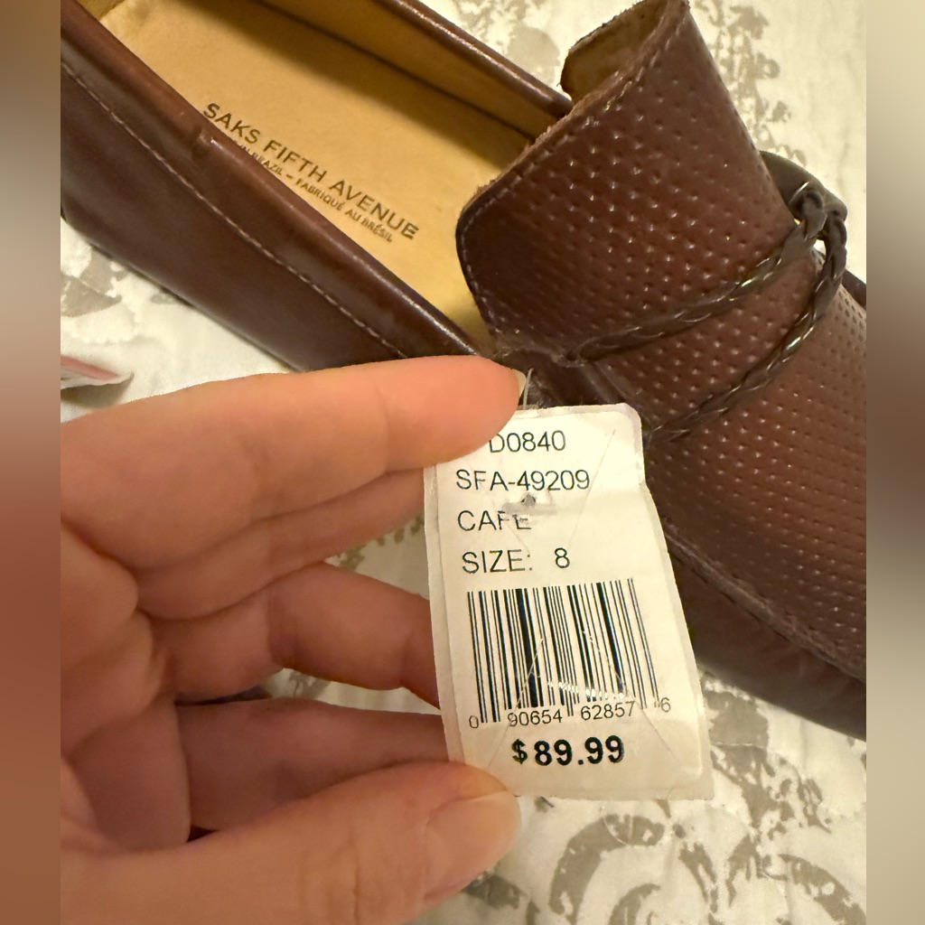 Moving Sale Saks Fifth Avenue Men Loafer Nwt — image 4 of 5